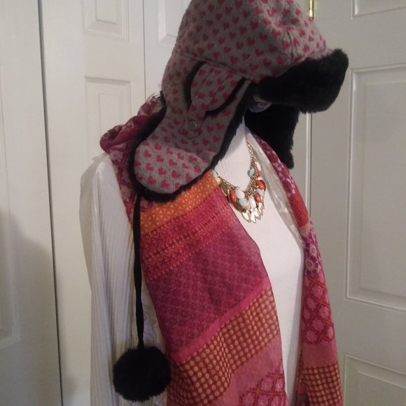 Forever 21 Accessories - 1854 Forever 21 Fur Trimmed Flap Cap NWT